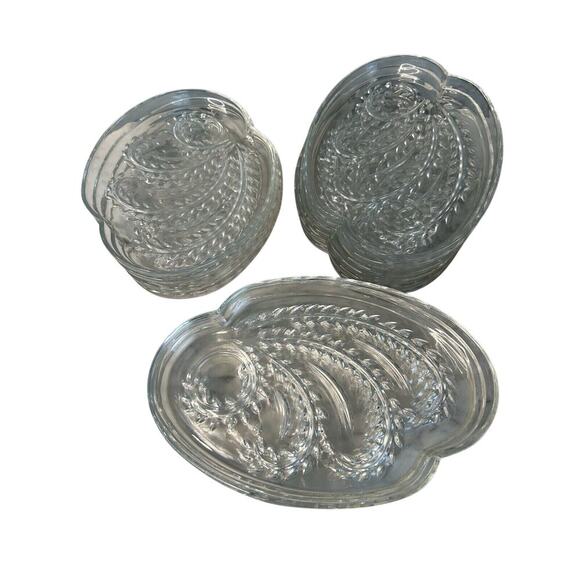 (2) Federal Glass Homestead Snack Trays Wheat Sheaf Design Vintage EUC No Cups - Picture 7 of 11